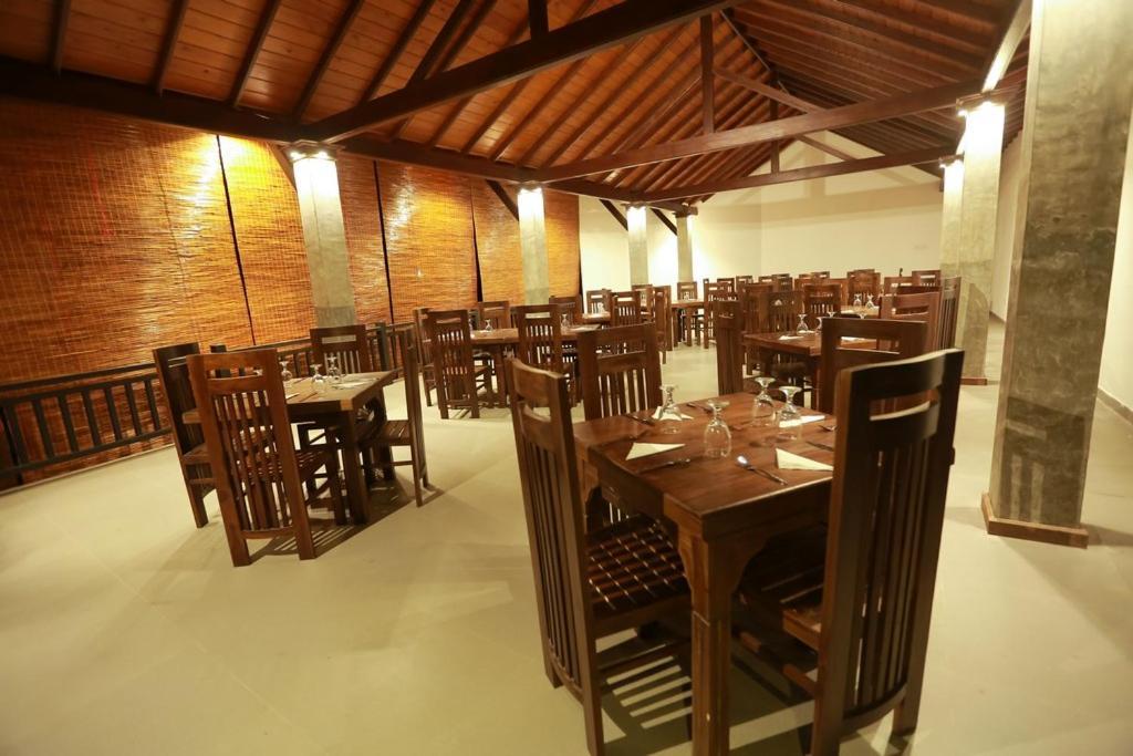 Hotel Grand Casa 캔디 외부 사진