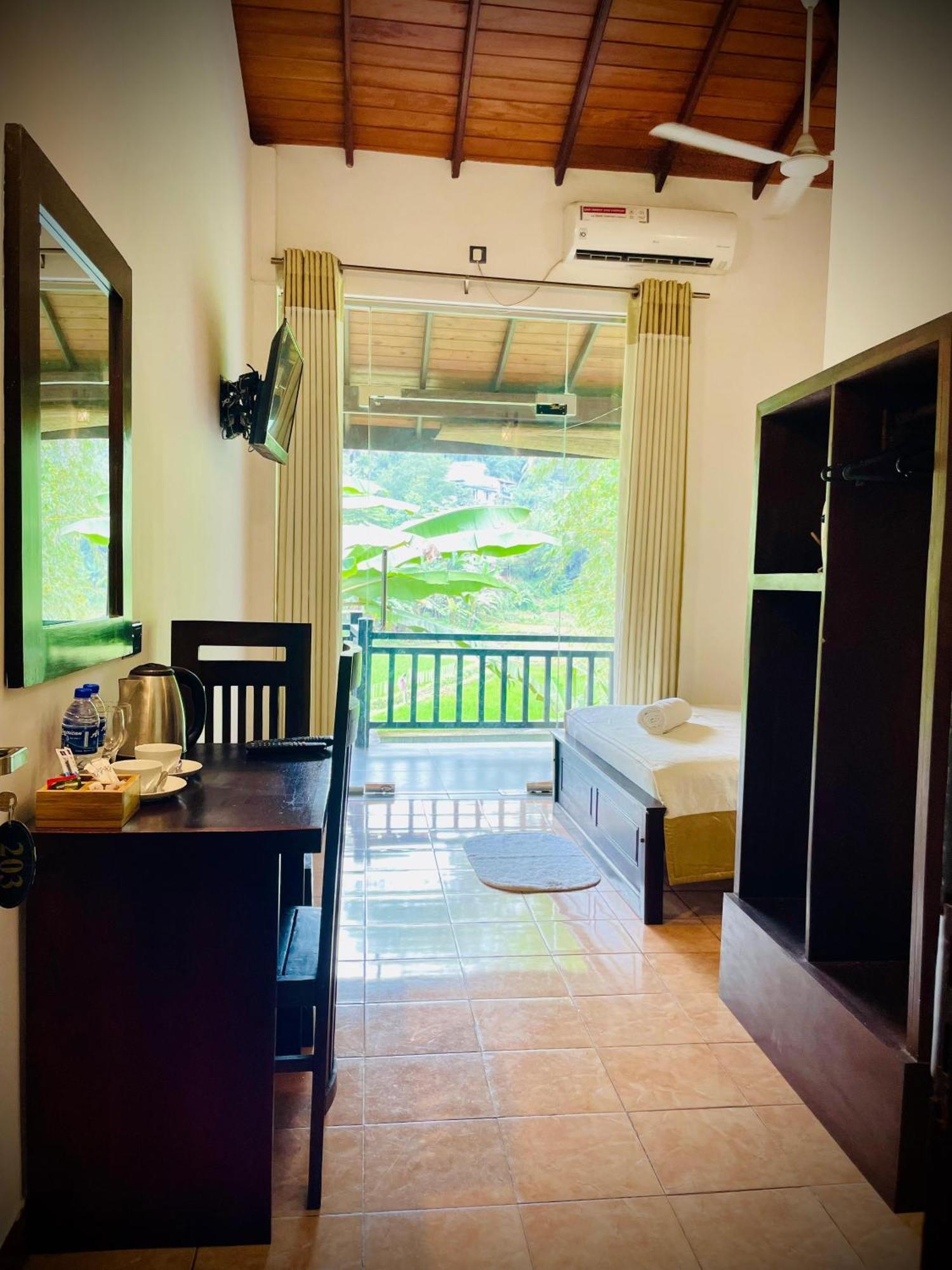 Hotel Grand Casa 캔디 외부 사진